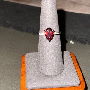 pear shaped ruby cz silver cz ring sz 7